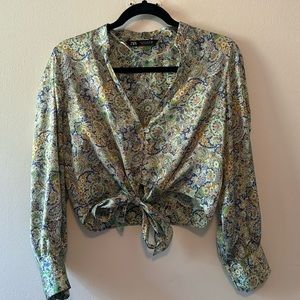 Zara: Floral cropped long sleeve top